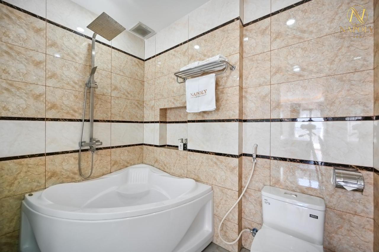 Napoly Hotel Vung Tau Exterior photo