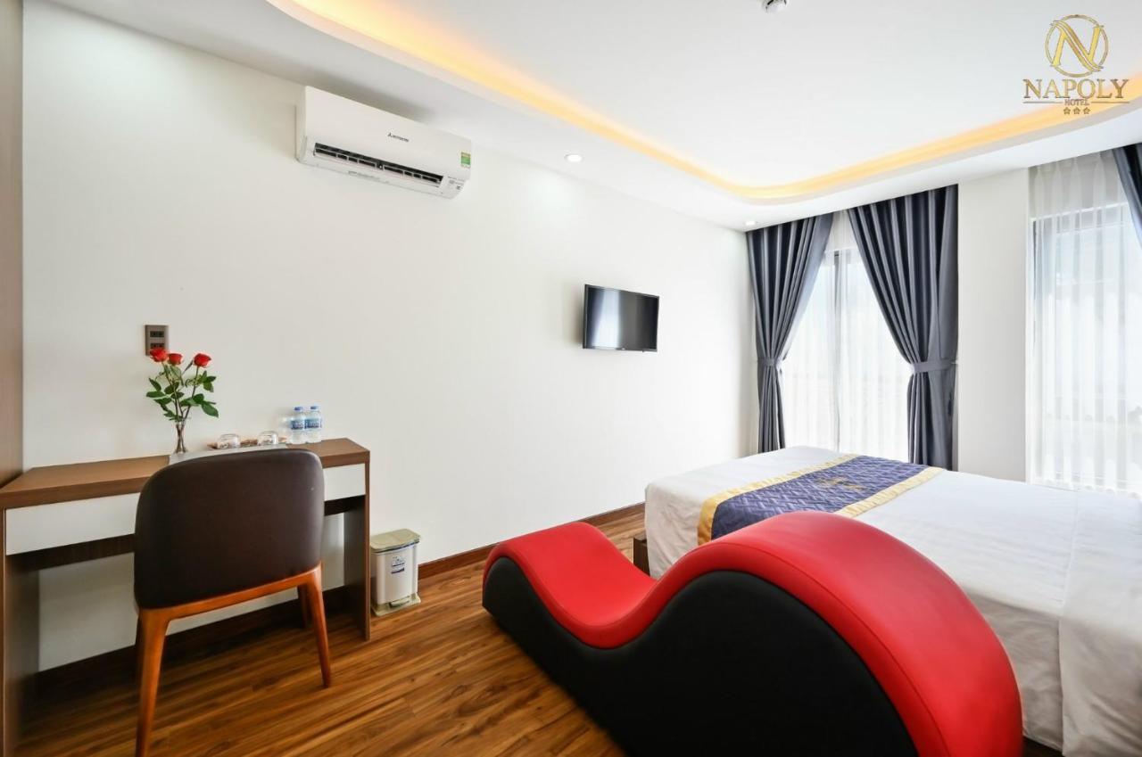 Napoly Hotel Vung Tau Exterior photo